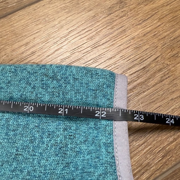 L.L. Bean Women's PETITE Sweater Fleece Pullover Evening Blue Sz SP, warm - Picture 9 of 14